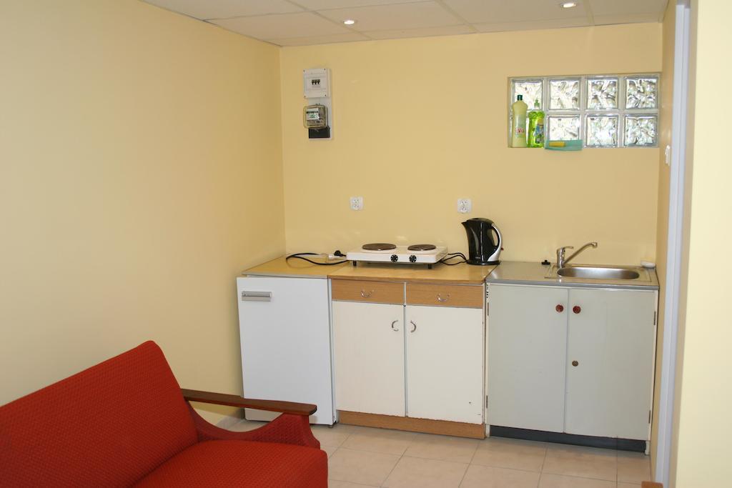 Osrodek Wypoczynkowy Jelonek Otel Wolsztyn Oda fotoğraf